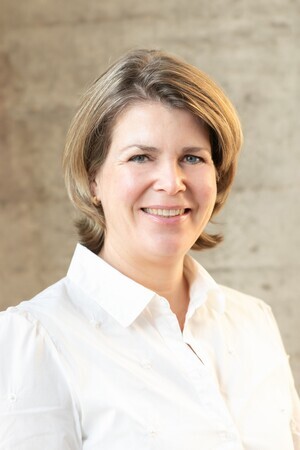 Ellen Dange