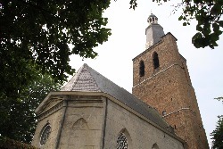 De Knoptoren buiten